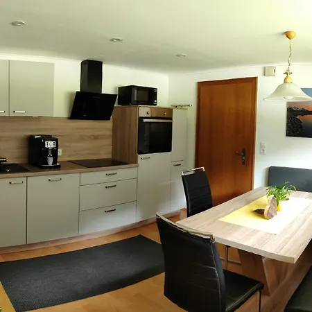 Glockenstuhl, Haus *