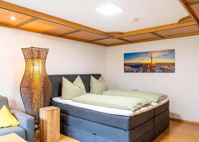 Glockenstuhl, Haus 아파트 *